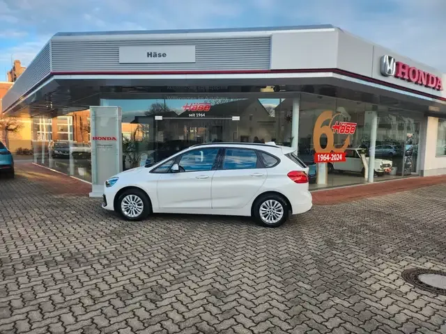 BMW 220