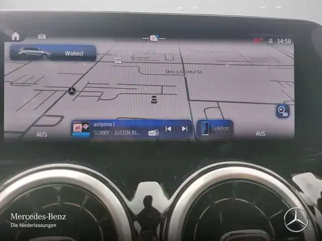 Mercedes-Benz B 180