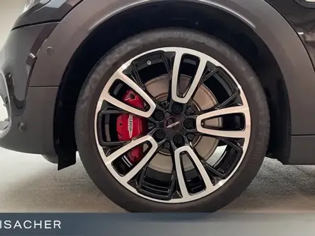 MINI John Cooper Works Countryman