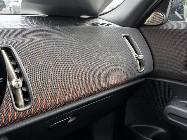 MINI John Cooper Works Countryman