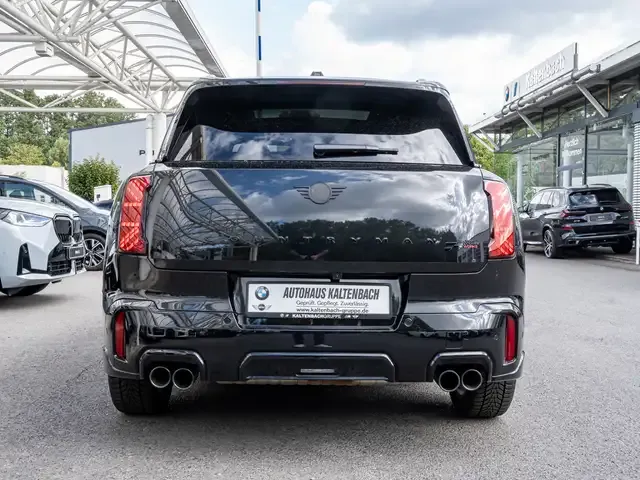 MINI John Cooper Works Countryman