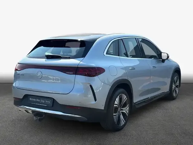 Mercedes-Benz EQE SUV