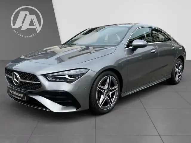 Mercedes-Benz CLA 200