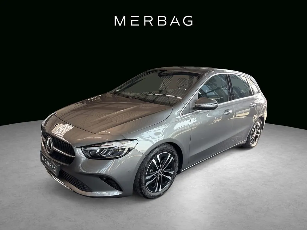 Mercedes-Benz B 180