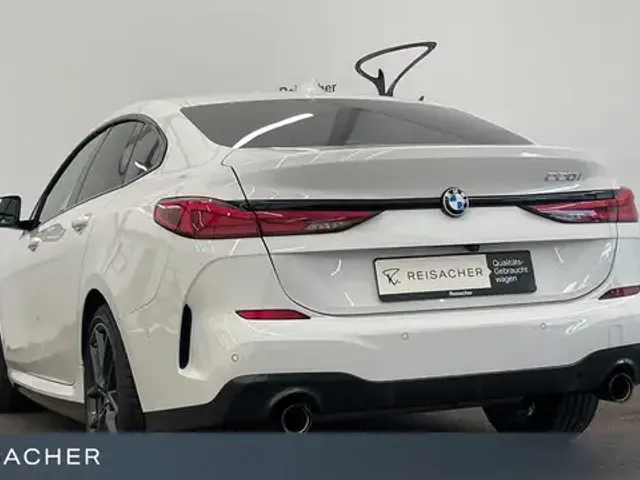 BMW 220