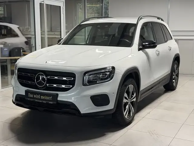 Mercedes-Benz GLB 200