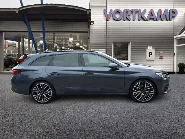 CUPRA Leon
