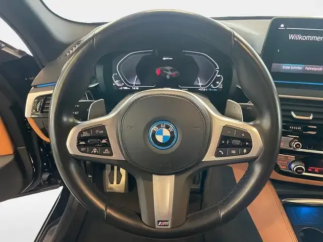 BMW 545