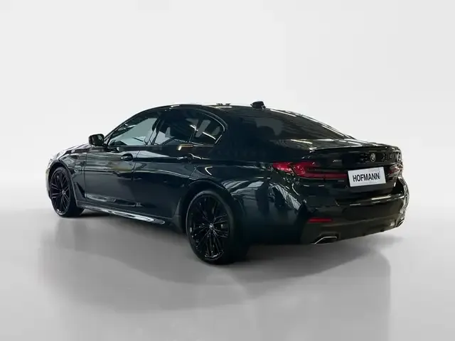BMW 545