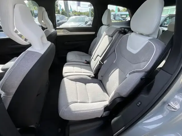 Volvo EX90