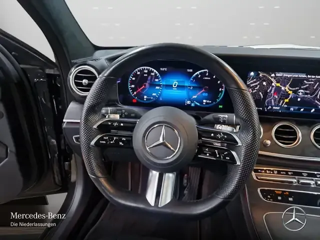 Mercedes-Benz E 300