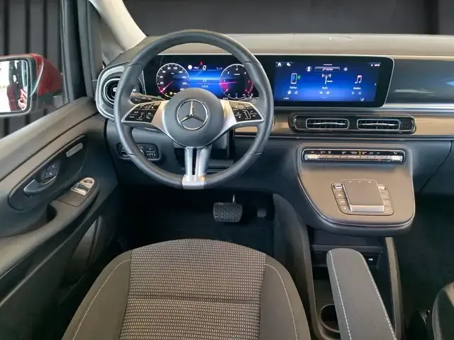 Mercedes-Benz V 220