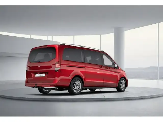 Mercedes-Benz V 220