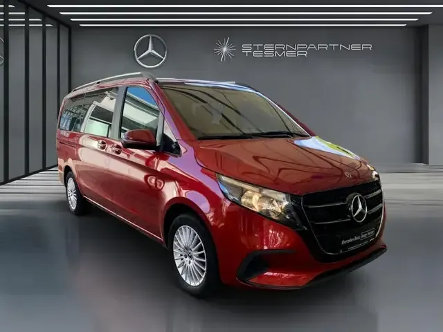 Mercedes-Benz V 220
