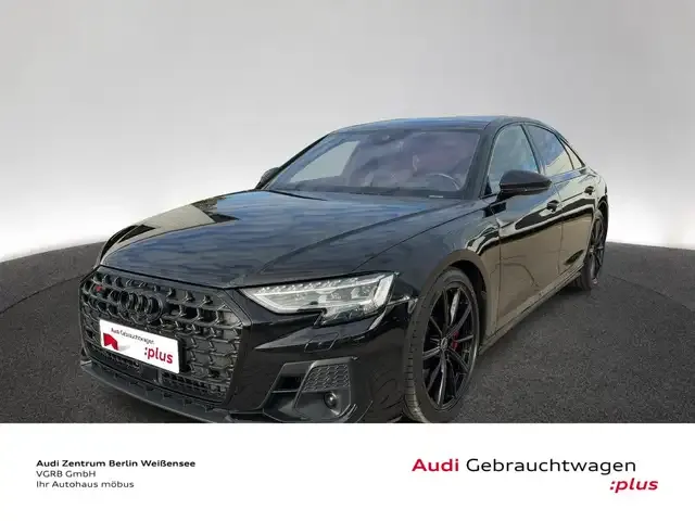 Audi S8