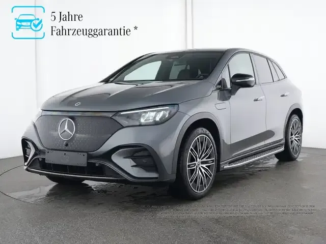 Mercedes-Benz EQE SUV