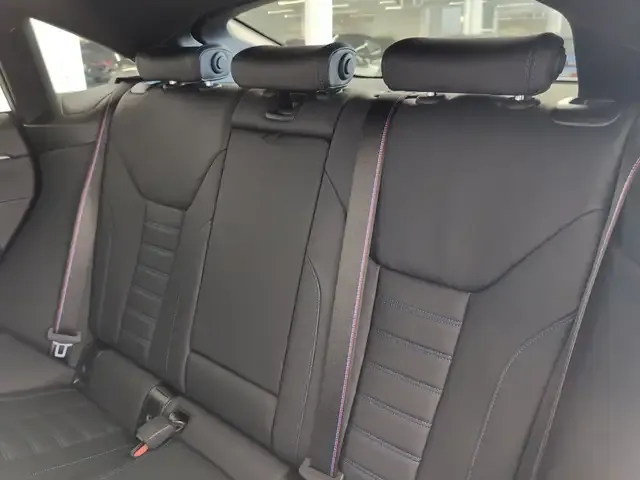 BMW 440