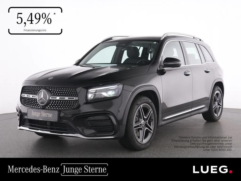 Mercedes-Benz GLB 220