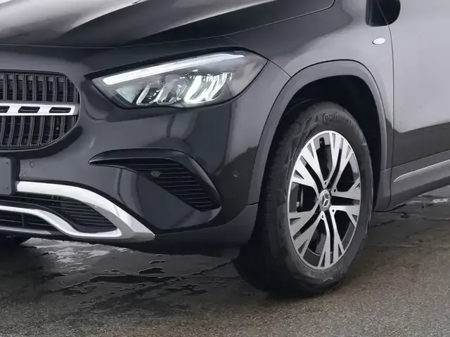 Mercedes-Benz GLA 250