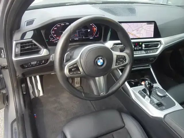 BMW 340