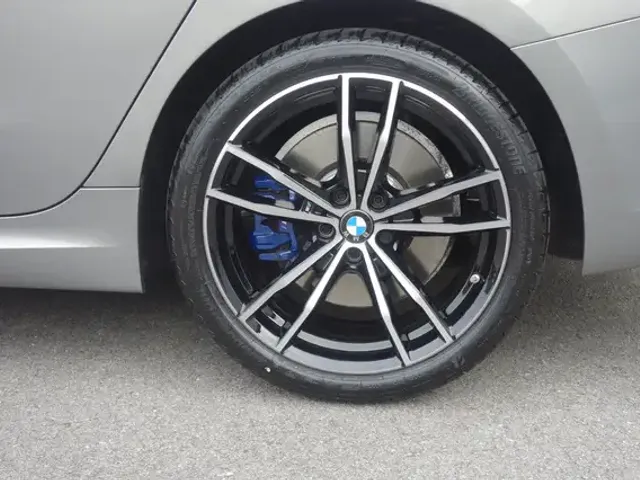 BMW 340