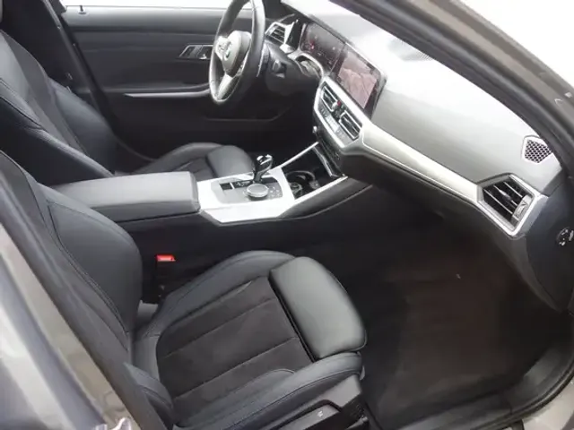 BMW 340