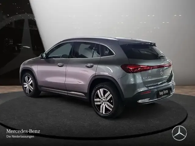 Mercedes-Benz EQA 300