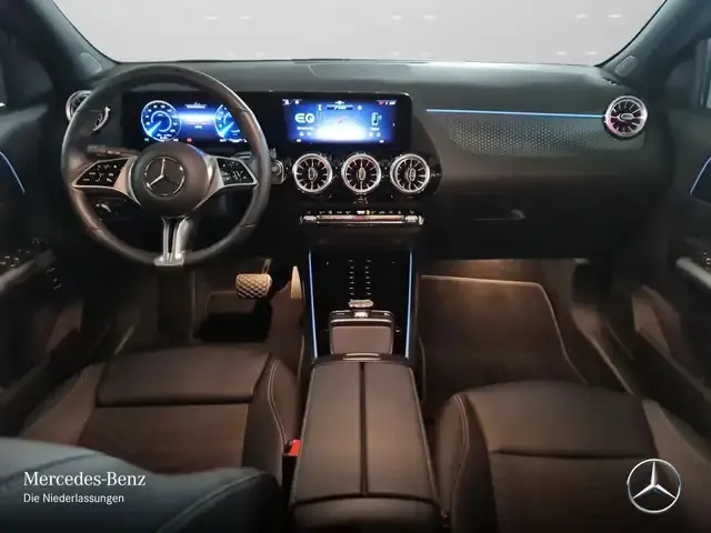 Mercedes-Benz EQA 300