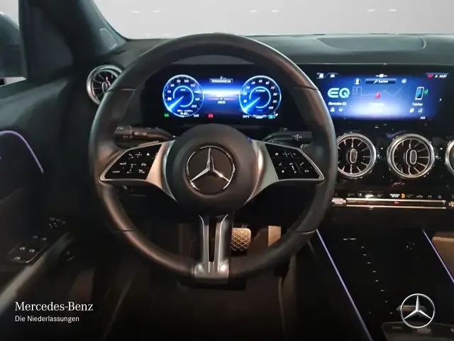 Mercedes-Benz EQA 300