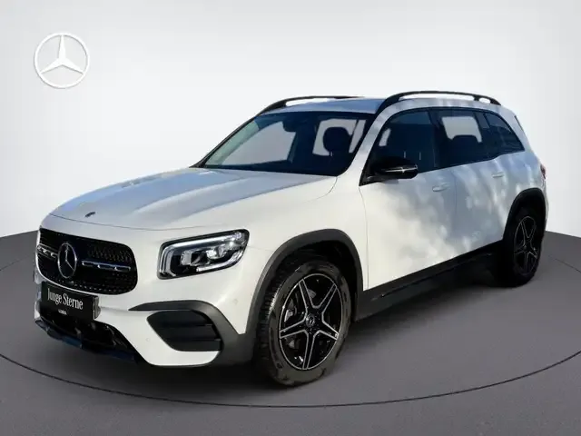 Mercedes-Benz GLB 200