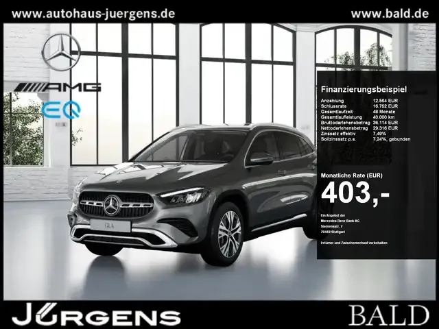Mercedes-Benz GLA 220