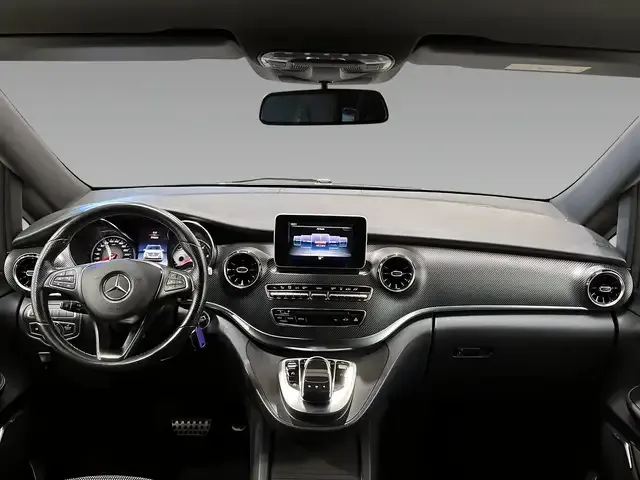 Mercedes-Benz V 250