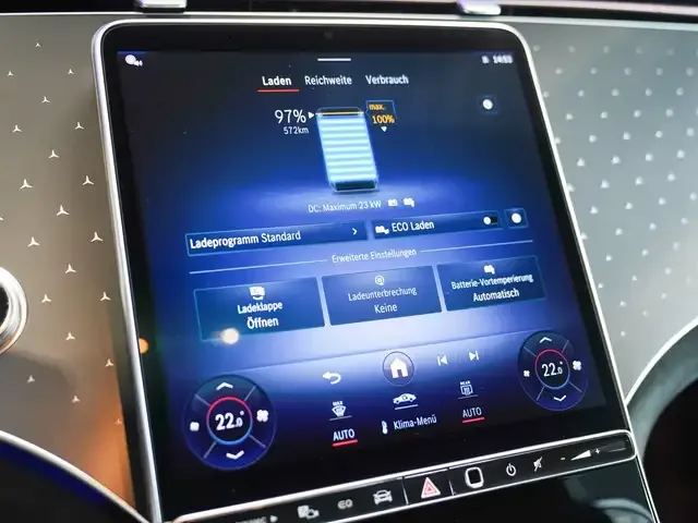 Mercedes-Benz EQE 300