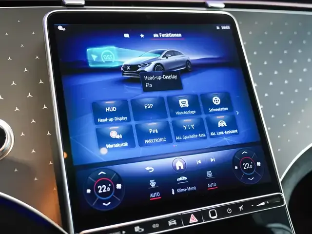 Mercedes-Benz EQE 300