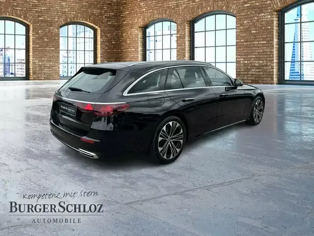 Mercedes-Benz E 200