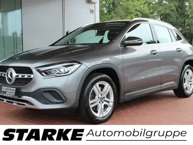 Mercedes-Benz GLA 250