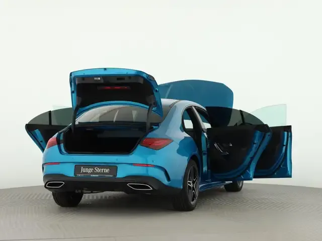 Mercedes-Benz CLA 200