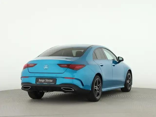 Mercedes-Benz CLA 200