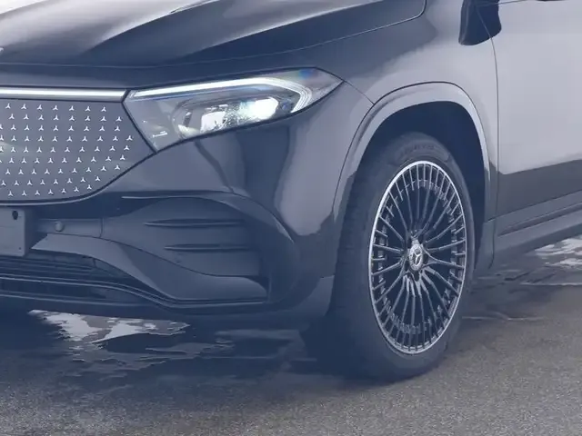 Mercedes-Benz EQA 300