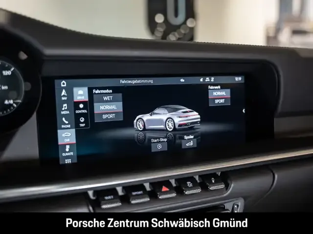 Porsche 992