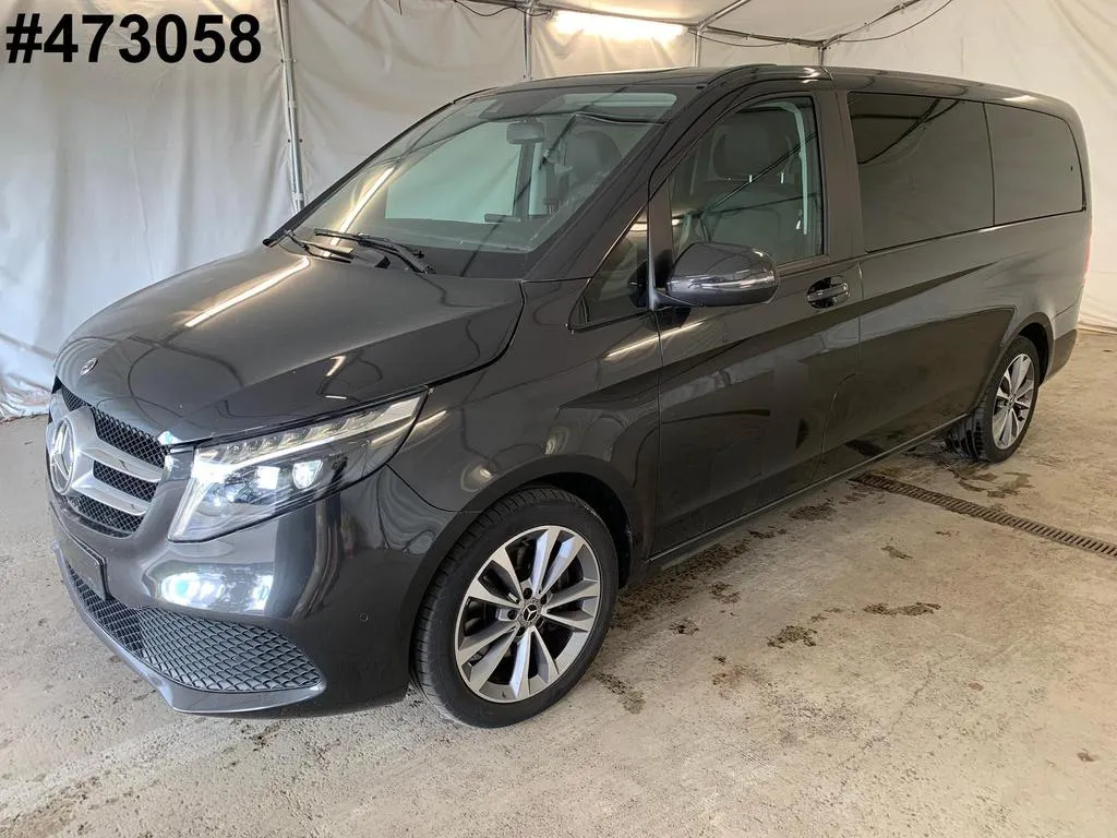 Mercedes-Benz V 220