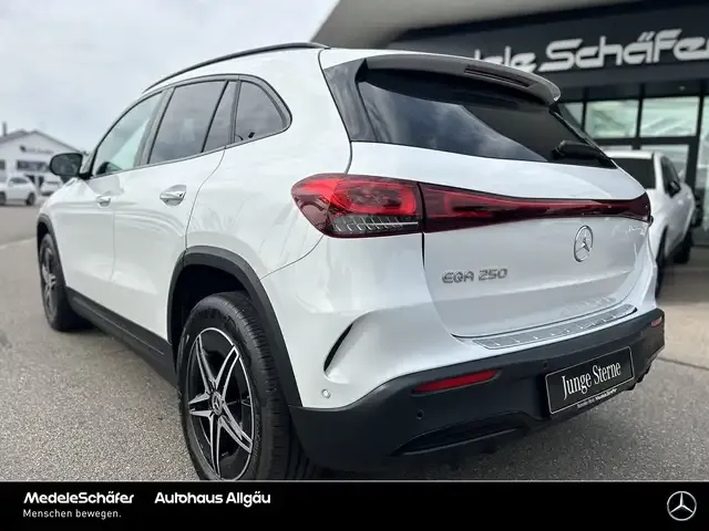 Mercedes-Benz EQA 250