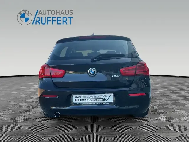 BMW 118