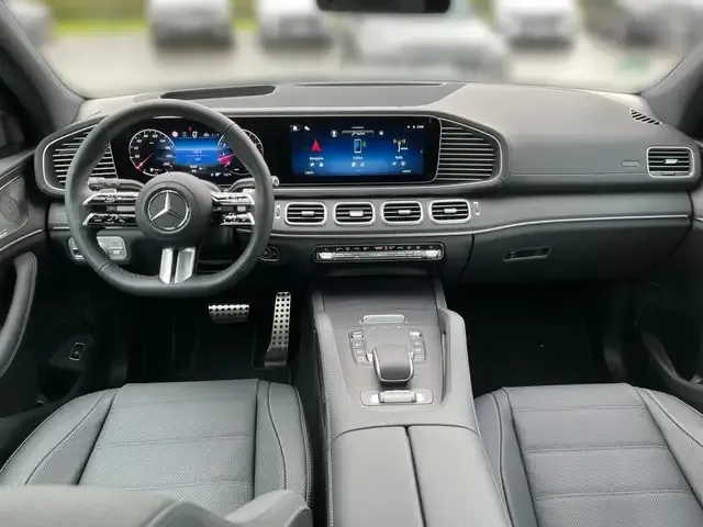 Mercedes-Benz GLS 580