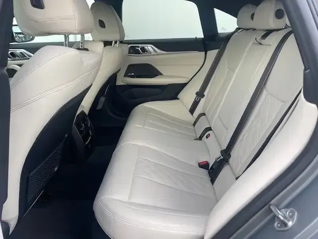 BMW 440