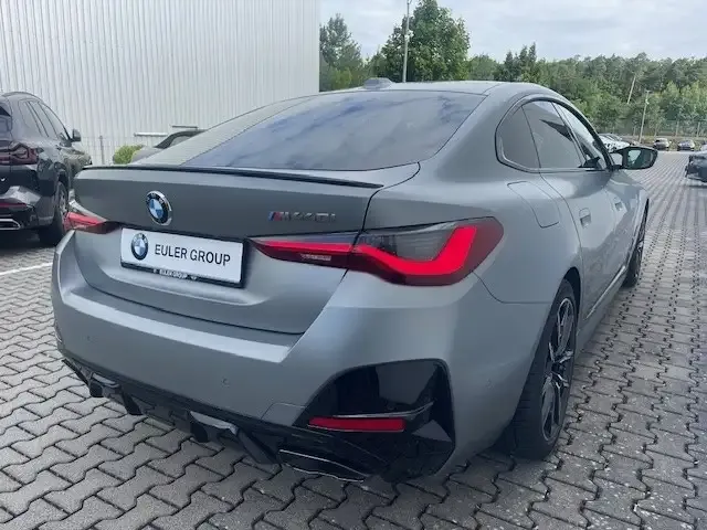 BMW 440