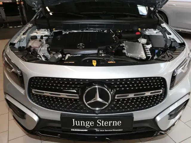 Mercedes-Benz GLB 200