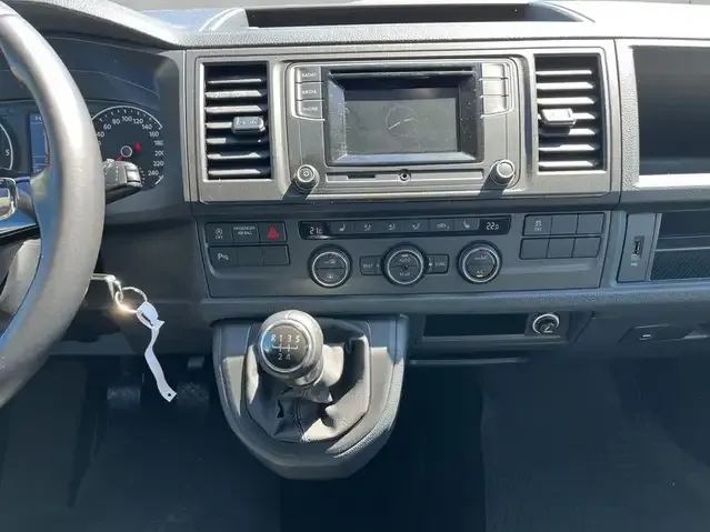 Volkswagen T6 Caravelle