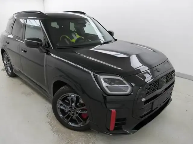 MINI John Cooper Works Countryman