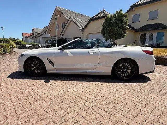 BMW M850